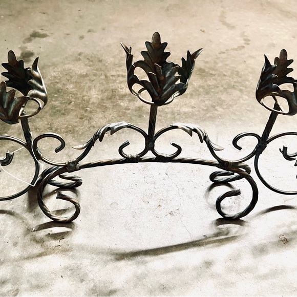 Vintage Ornate 3 Tier Iron Candle Holder - Picture 4 of 4